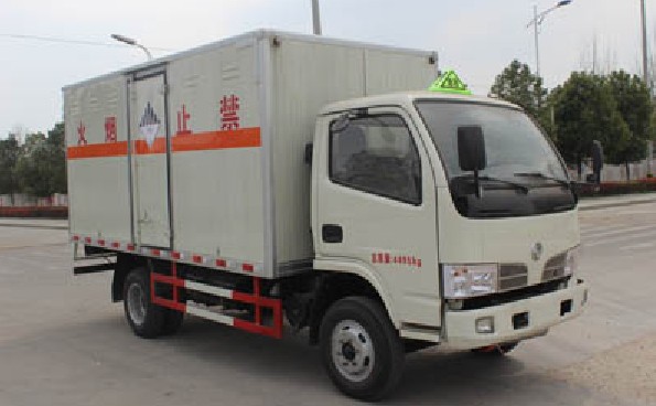 �s�(xi��ng)Σ�U(xi��n)��Ʒ��ʽ�\(y��n)ݔ܇