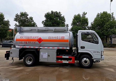 甲醇乙醇罐式運輸車圖片 甲醇乙醇罐式運輸車圖片