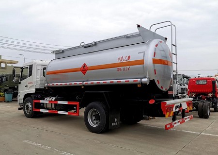 甲醇乙醇罐式運輸車圖片 甲醇乙醇罐式運輸車圖片