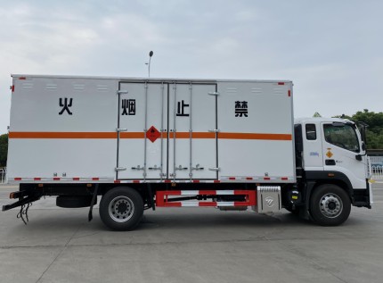 ��(gu��)��6.8�׸���W���W�R��3���ȼҺ�w��ʽ�\(y��n)ݔ܇