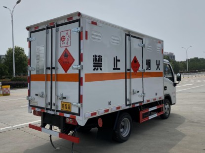 �����S�M(j��n)S80���Ͱ���L3.1��/3.4��3���ȼҺ�w��ʽ�\(y��n)ݔ܇