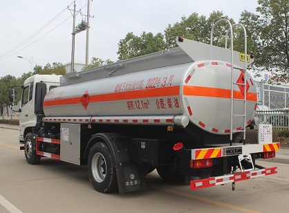 �����|�L(f��ng)���\10���͹�܇_SCS5181GJYDFH6�ͼ���܇