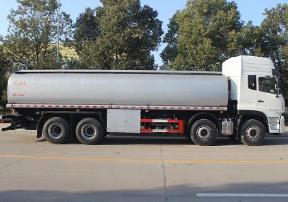 國六東風天龍前四后八供液車圖片 國六東風天龍前四后八供液車圖片