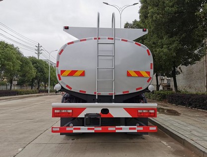 國(guó)六東風(fēng)多利卡D9普通液體運(yùn)輸車(chē)圖片 國(guó)六東風(fēng)多利卡D9普通液體運(yùn)輸車(chē)圖片