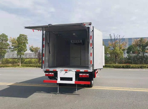 �����|�L�{���t(y��)���U���D�\܇�DƬ