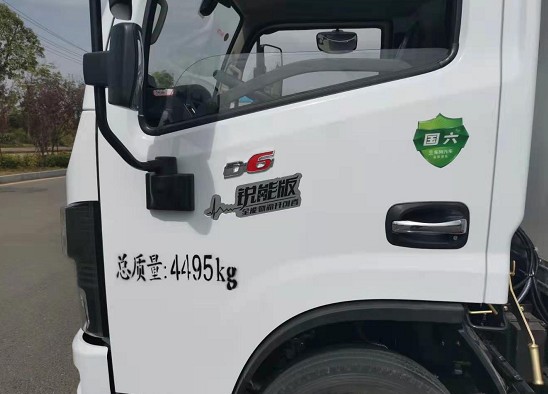 �����|�L�{���t(y��)���U���D�\܇�DƬ