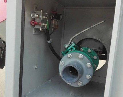 解放龍V小三軸前四后四SLS5253GFWC5V型腐蝕性物品罐式運(yùn)輸車 解放龍V小三軸前四后四SLS5253GFWC5V型腐蝕性物品罐式運(yùn)輸車