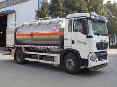 �������������w�C(j��)����܇�S�҃r��