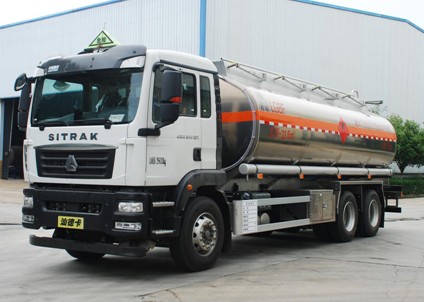 國六重汽汕德卡23.6方鋁合金運油車 國六重汽汕德卡23.6方鋁合金運油車