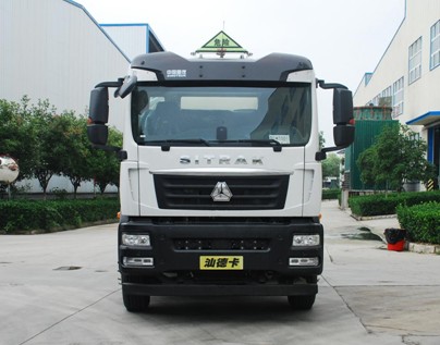 國六重汽汕德卡23.6方鋁合金運油車 國六重汽汕德卡23.6方鋁合金運油車