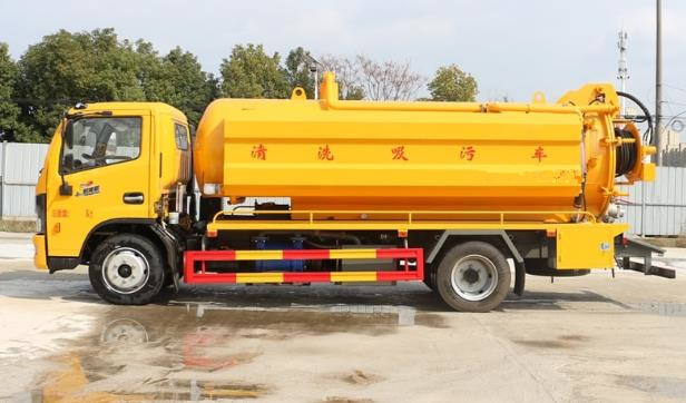 東風(fēng)多利卡8.5方清洗吸污車 東風(fēng)多利卡8.5方清洗吸污車