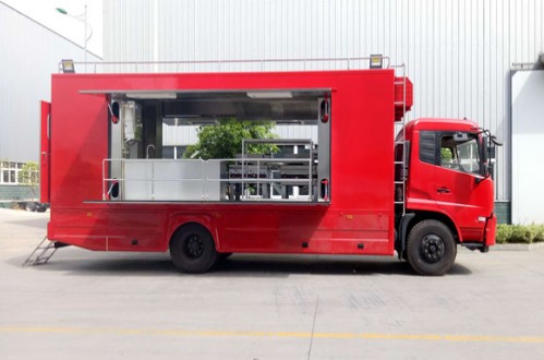 東風(fēng)天錦軍用炊事車 東風(fēng)天錦軍用炊事車