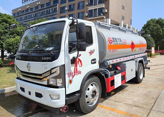 �|�L(f��ng)������8���͹�܇(ch��)