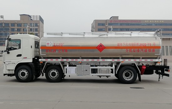 陜汽軒德21方鋁合金運油車_楚勝牌CSC5262GYYLS6A型鋁合金運油車 陜汽軒德21方鋁合金運油車_楚勝牌CSC5262GYYLS6A型鋁合金運油車