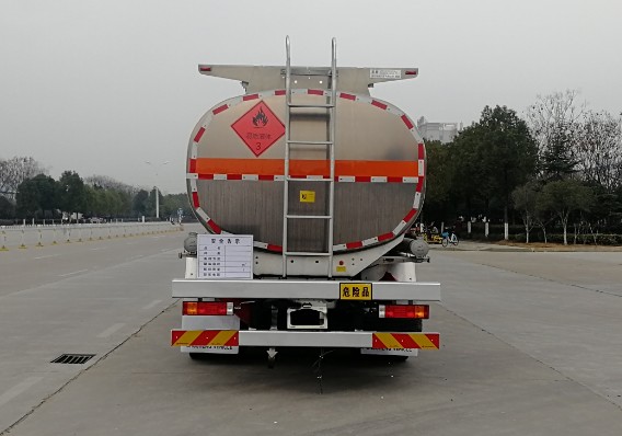 陜汽軒德21方鋁合金運油車_楚勝牌CSC5262GYYLS6A型鋁合金運油車 陜汽軒德21方鋁合金運油車_楚勝牌CSC5262GYYLS6A型鋁合金運油車