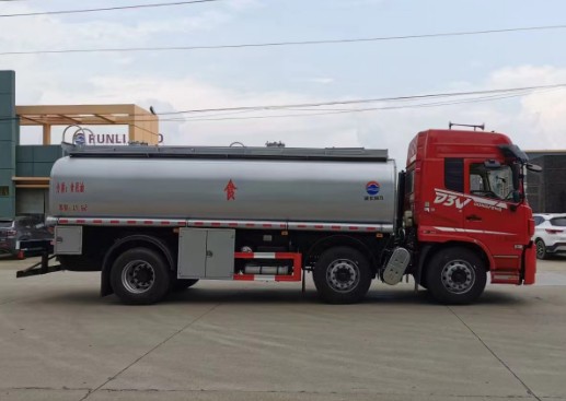 東風(fēng)暢行D3V小三軸食用油運(yùn)輸車_潤知星牌SCS5250GSYDFV6型食用油運(yùn)輸車 東風(fēng)暢行D3V小三軸食用油運(yùn)輸車_潤知星牌SCS5250GSYDFV6型食用油運(yùn)輸車