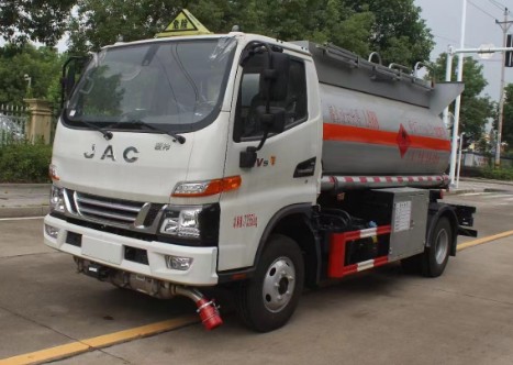 江淮駿鈴4.66方易燃液體罐式運(yùn)輸車_潤(rùn)知星牌SCS5071GRYHFC6型易燃液體罐式運(yùn)輸車 江淮駿鈴4.66方易燃液體罐式運(yùn)輸車_潤(rùn)知星牌SCS5071GRYHFC6型易燃液體罐式運(yùn)輸車