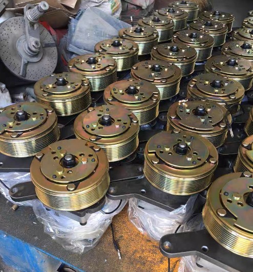 ��������܇(ch��)늴��x����Һ����_�L(zh��ng)���S������΢��늴��x����Һ����