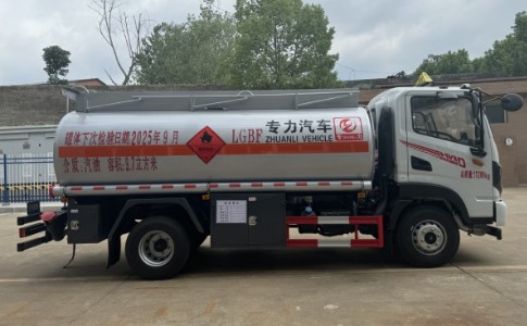 東風(fēng)華神HV3D加油車,專力牌ZLC5116GJYEQ6型加油車 東風(fēng)華神HV3D加油車,專力牌ZLC5116GJYEQ6型加油車