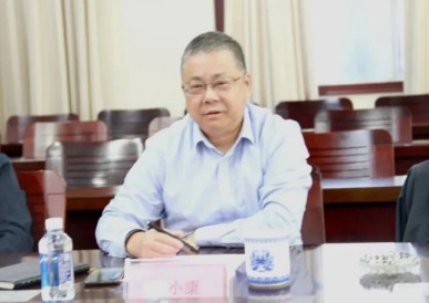 ���Қgӭ�B���ع����y�A�Cе���I(l��ng)��(d��o)һ���W�R���ٿ���ָ��(d��o)